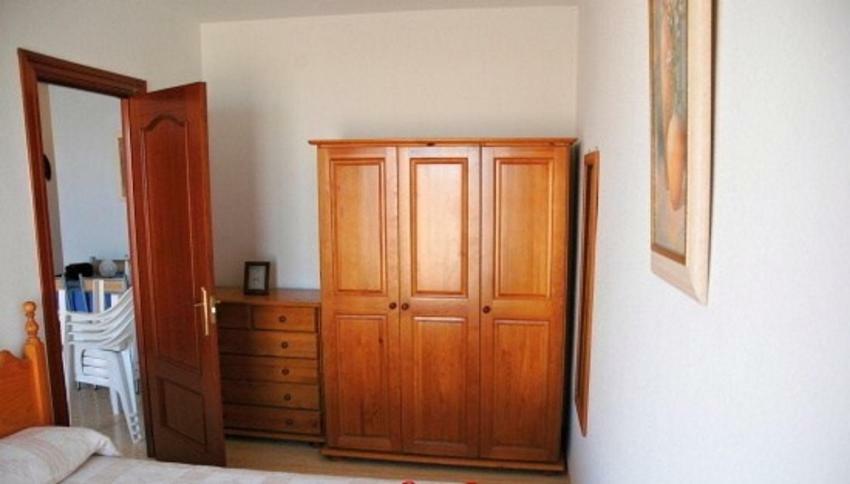 One-Bedroom Flat 200M From The Beach Almeria Bagian luar foto