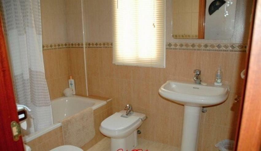One-Bedroom Flat 200M From The Beach Almeria Bagian luar foto